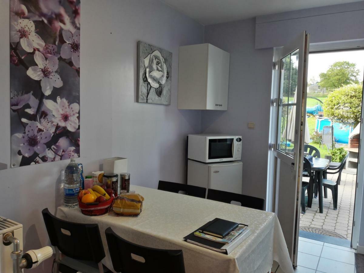 Vakantiestudio Ciney Chapois Luaran gambar
